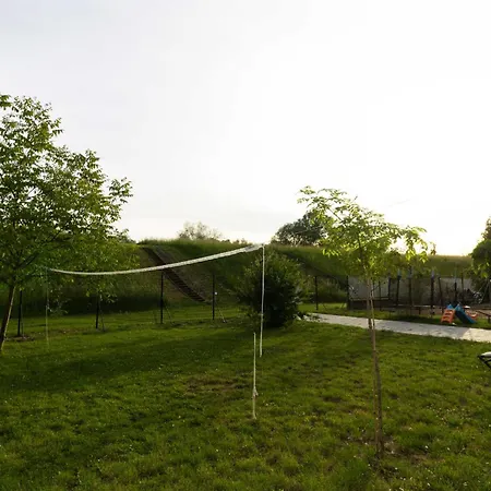 Tölgyes üdülő Apartman Doboz