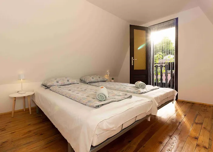 Toelgyes Ueduelo * Doboz