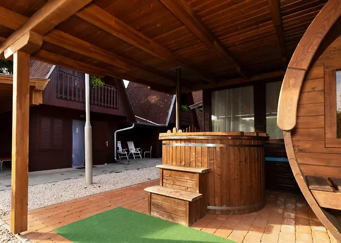 Apartament Toelgyes Ueduelo Doboz